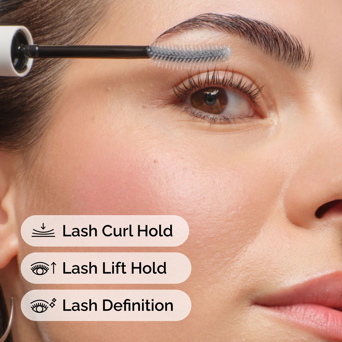 lash-curl-finisher-b4 ord-lash-curl-finisher-model-application-with-benefits.jpg