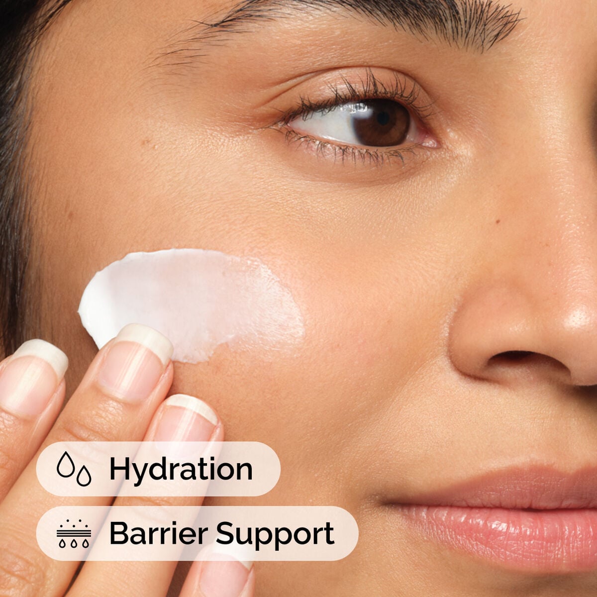 natural-moisturizing-factors-ha-q1 ord-natural-moisturizing-factors-ha-model-application-with-benefits.jpg