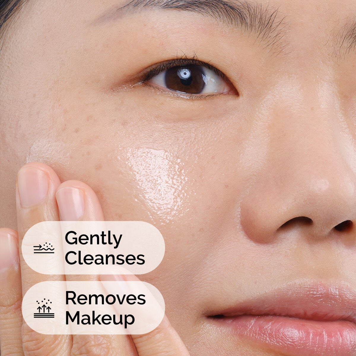 squalane-cleanser-z3 ord-squalane-cleanser-model-application-with-benefits.jpg
